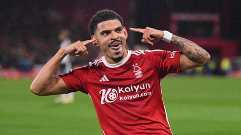  Đối thủ choáng váng trước màn 'lột xác' của MU